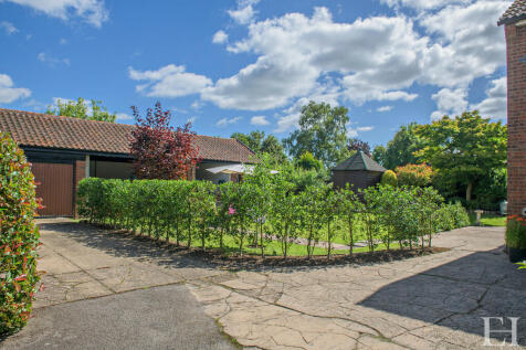 8609248-exteriorW...