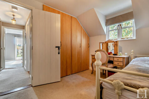 8615825-interiorW...