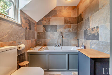 8615825-interiorW...