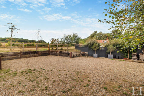 8615825-exteriorW...