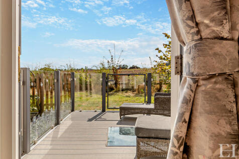 8615825-interiorW...
