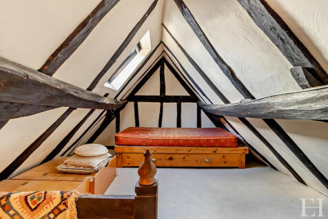8625073-interiorW...
