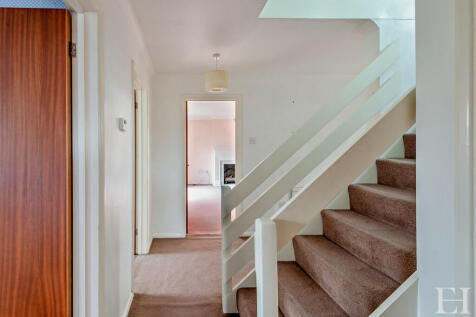8628199-interior1...