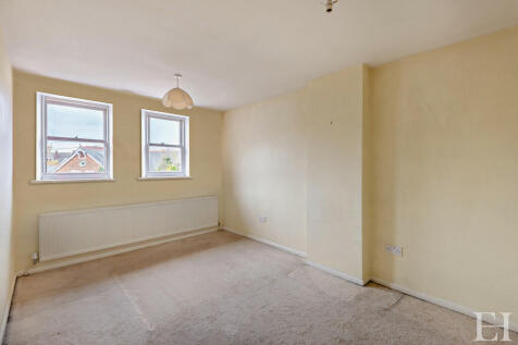 8628199-interior0...
