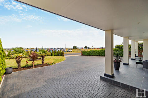8614983-exteriorW...
