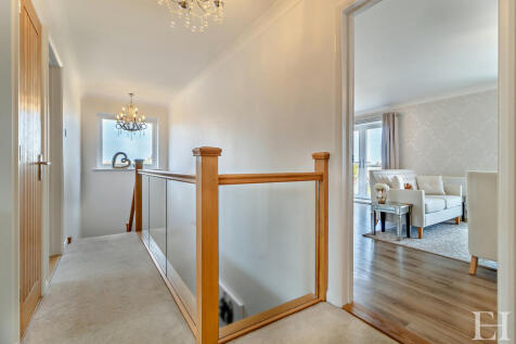 8614983-interiorW...