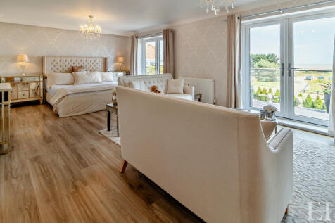 8614983-interiorW...