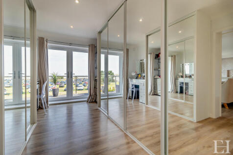 8614983-interiorW...