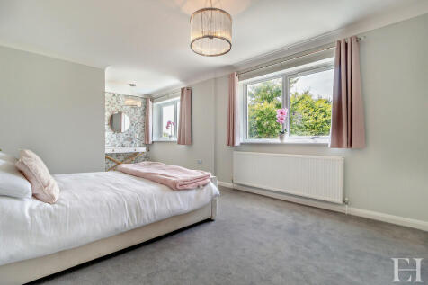 8614983-interiorW...