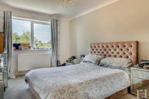 8614983-interiorW...