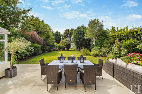 8614983-exteriorW...
