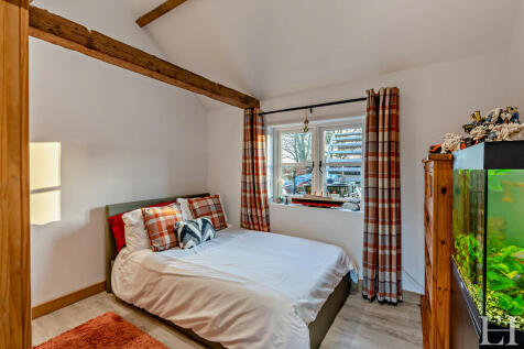 8629517-interior3...