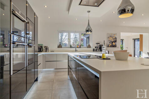 8634681-interior0...