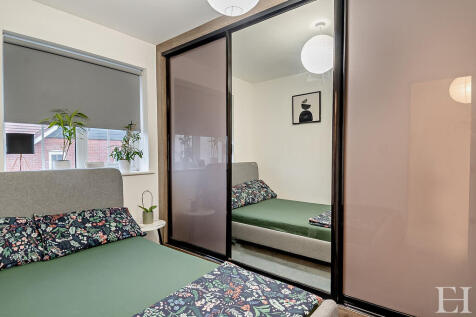 8636418-interior0...