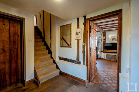 8638610-interiorW...