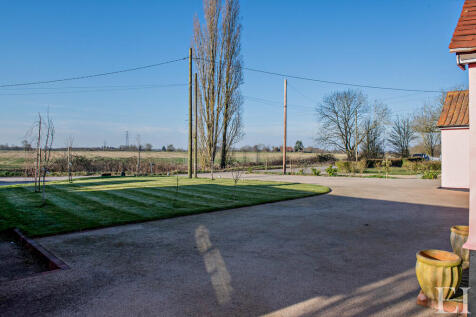8638610-exteriorW...