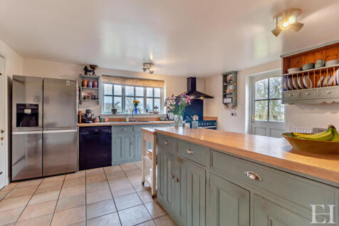 8637609-interiorW...
