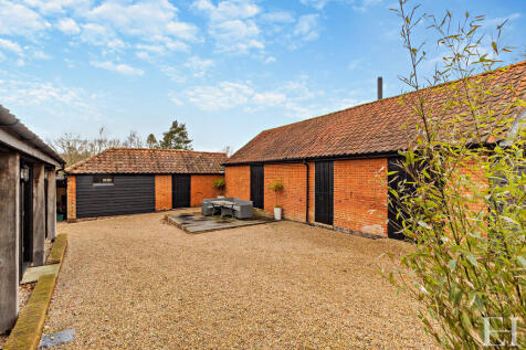 8637609-exteriorW...