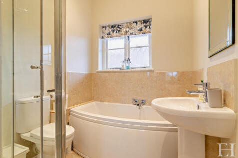 8637609-interiorW...