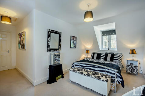 8643242-interiorW...