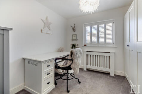 8643139-interiorW...