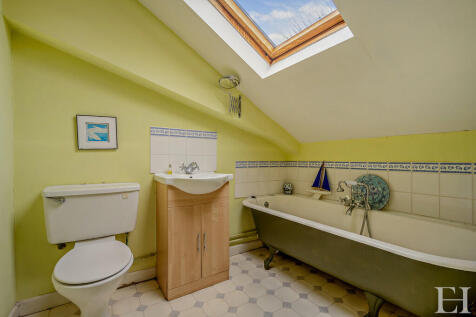 8642411-interiorW...