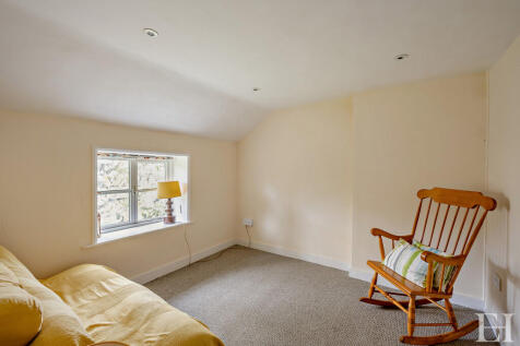 8642411-interiorW...