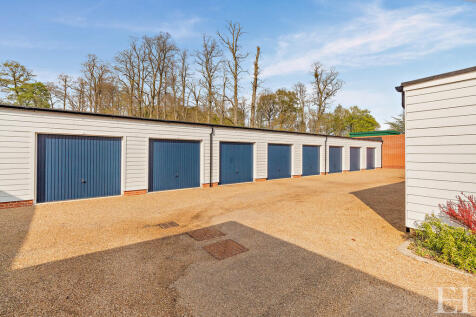 8643938-exteriorW...