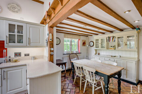 8647829-interiorW...