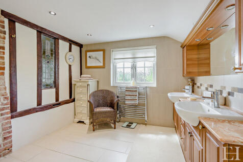 8647829-interiorW...