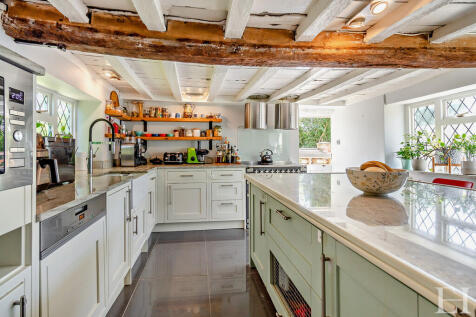 8648450-interiorW...