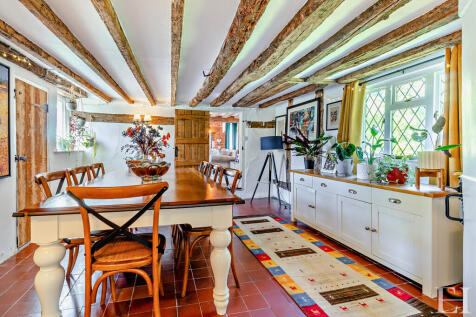 8648450-interiorW...