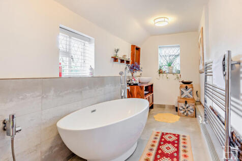 8648450-interiorW...