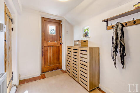 8648450-interiorW...
