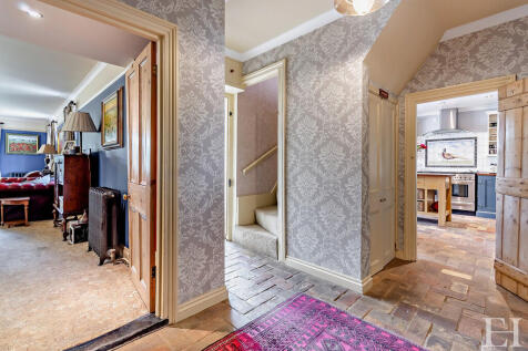 8648440-interiorW...