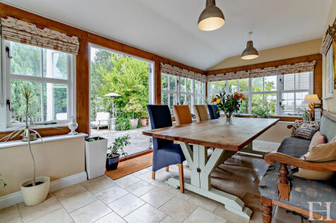 8648440-interiorW...