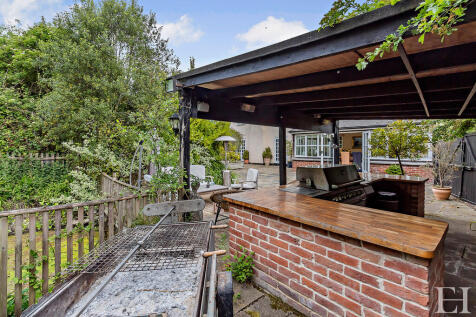 8648440-exteriorW...