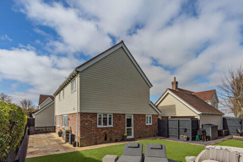 8643139-exterior0...