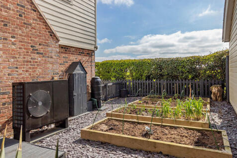 8643139-exterior1...