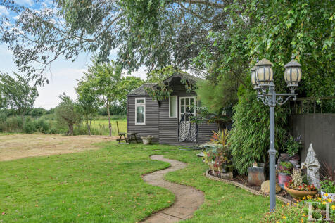 8608488-exteriorW...