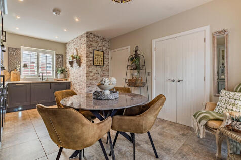 8643938-interior1...