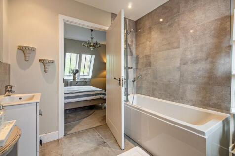 8643938-interior2...