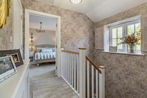 8643938-interior2...