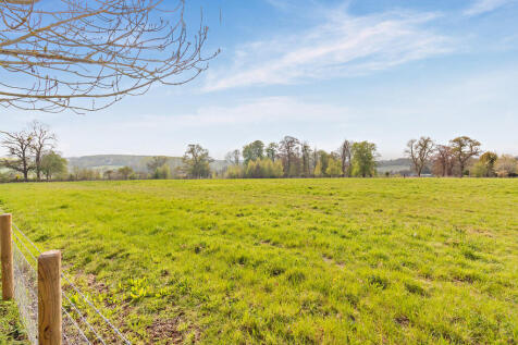 8643938-exterior1...