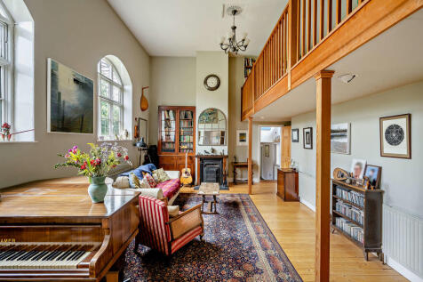 8642411-interior0...