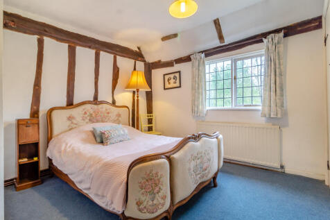8594344-interior1...