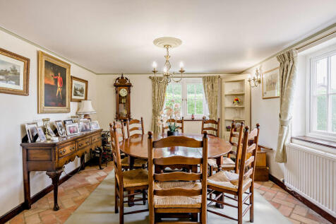 8647829-interior0...