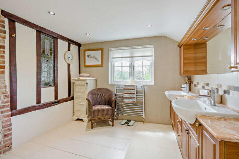 8647829-interior1...