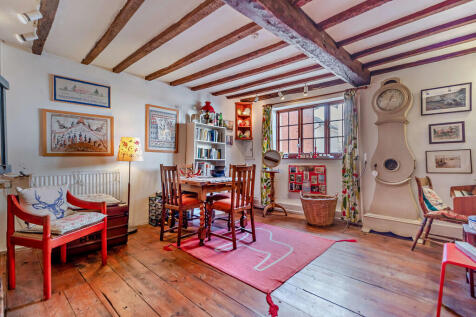 8625073-interior0...