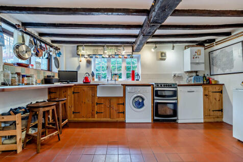 8625073-interior1...
